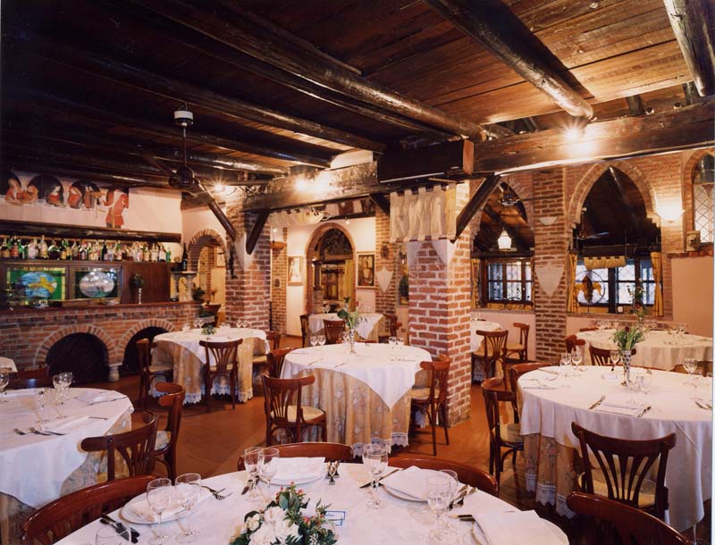 Locale Torre Dei Gelsi Milano